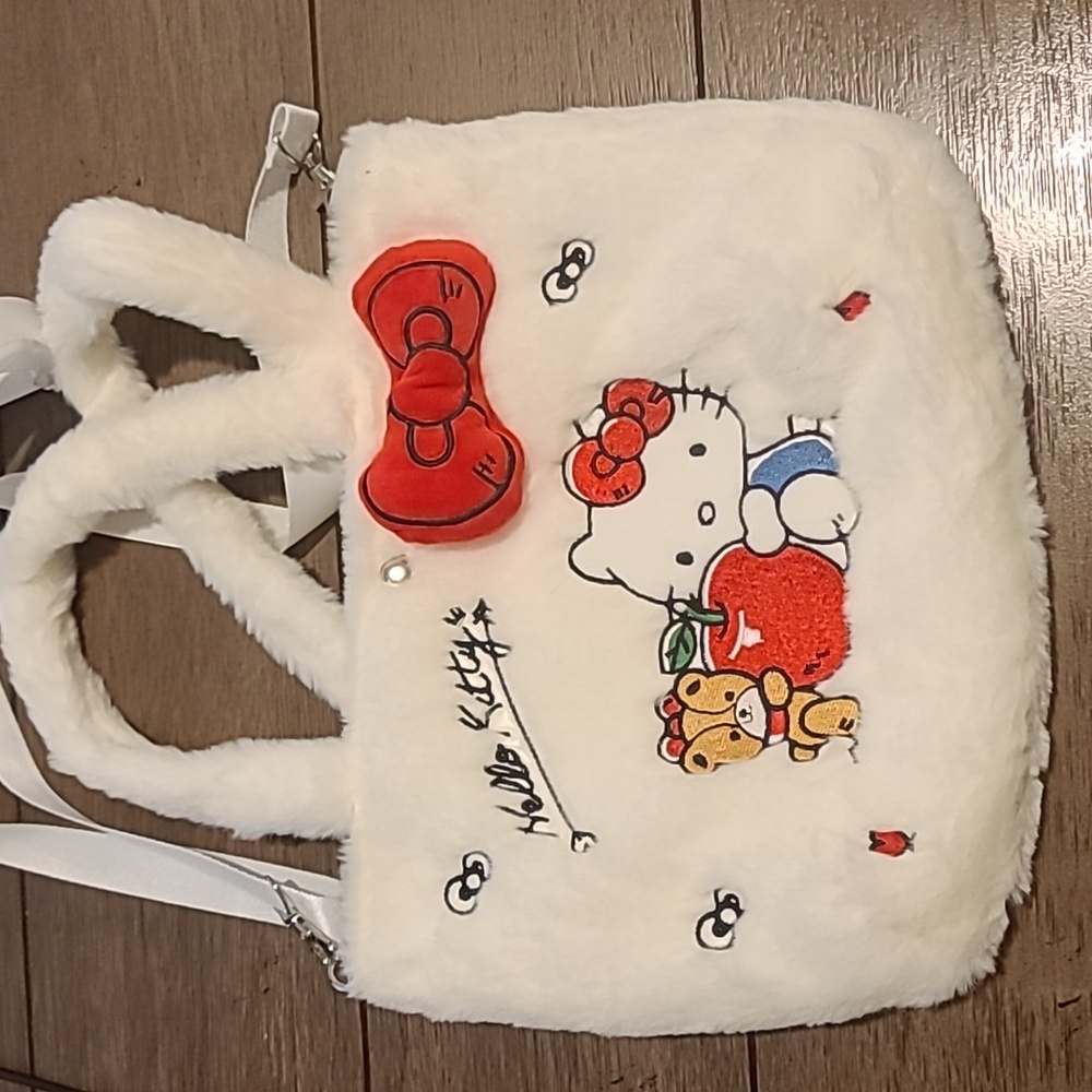 Cute New Hello Kitty Fuzzy Purse